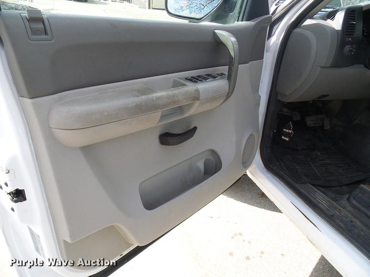 image for item DF7107 2008 Chevrolet Silverado 1500 Ext. Cab pickup truck