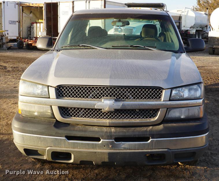 image for item DF7601 2003 Chevrolet Silverado 1500 Ext. Cab pickup truck