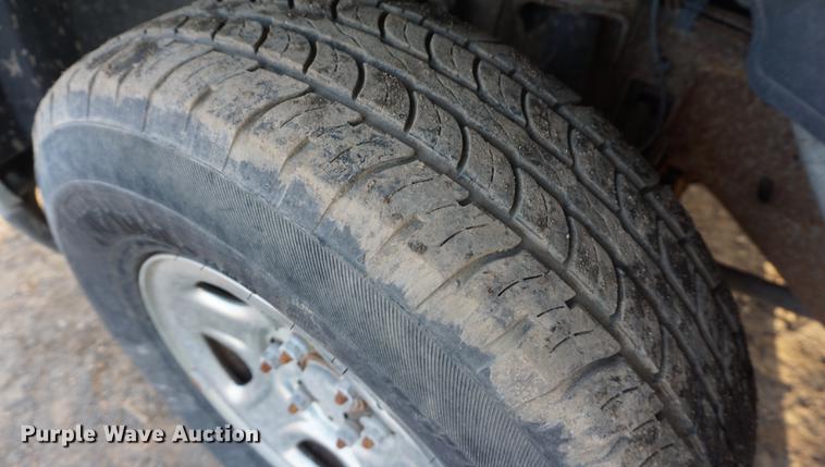 image for item DF7601 2003 Chevrolet Silverado 1500 Ext. Cab pickup truck