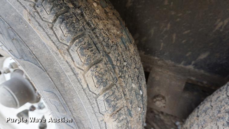 image for item DF7604 2005 Maxwell equipment trailer