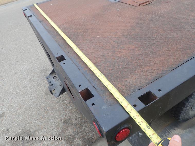 image for item DF8721 1996 Ford F150 flatbed pickup truck