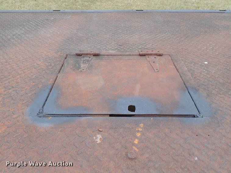 image for item DF8721 1996 Ford F150 flatbed pickup truck