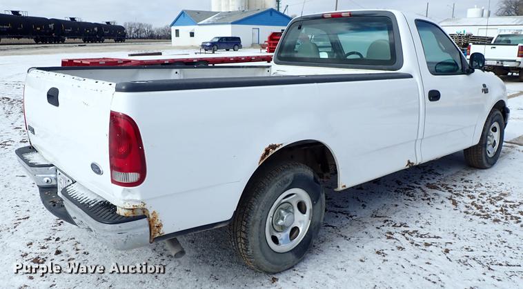 image for item DF8727 2000 Ford F150 pickup truck