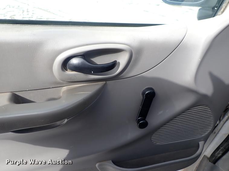 image for item DF8727 2000 Ford F150 pickup truck