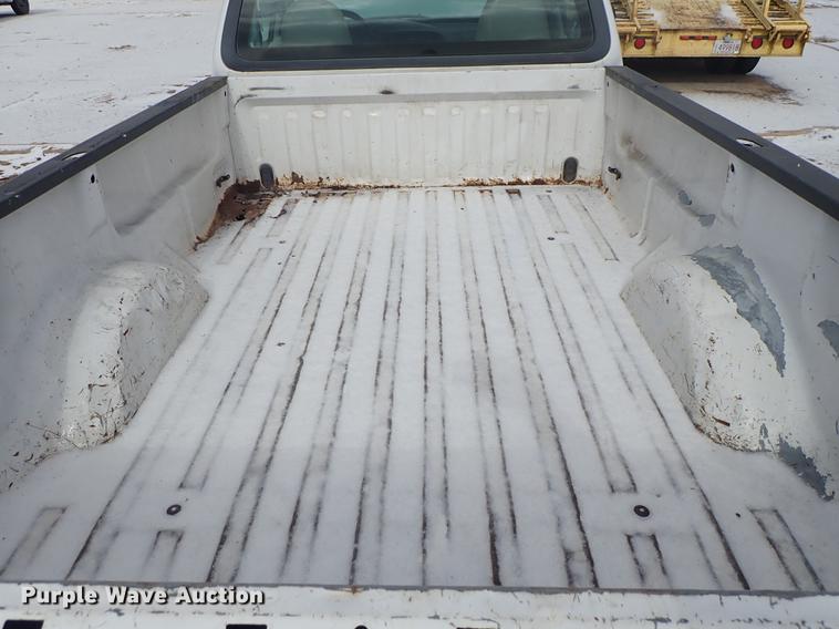 image for item DF8727 2000 Ford F150 pickup truck