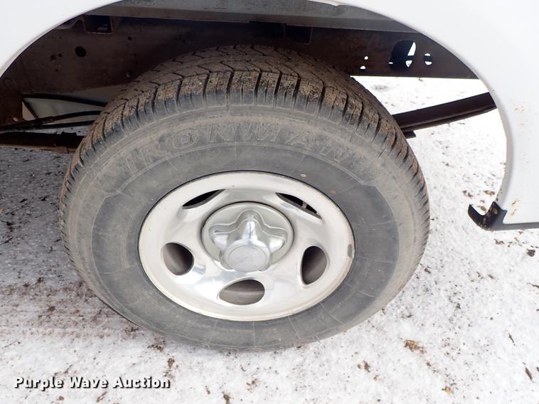 image for item DF8727 2000 Ford F150 pickup truck