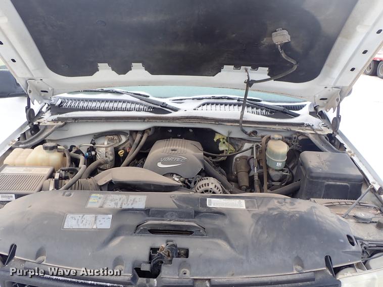 image for item DF8728 2002 Chevrolet Silverado 2500HD Ext. Cab pickup truck