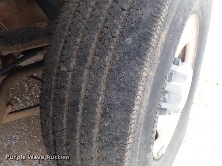 image for item DF8728 2002 Chevrolet Silverado 2500HD Ext. Cab pickup truck