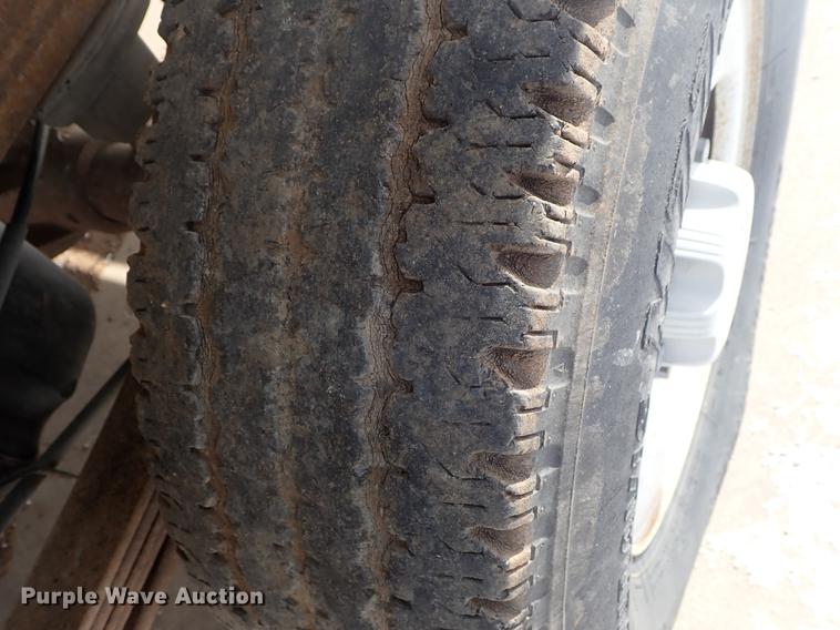 image for item DF8728 2002 Chevrolet Silverado 2500HD Ext. Cab pickup truck