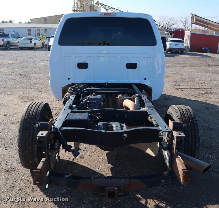 image for item DG3306 2012 Ford F250 Super Duty XL SuperCab pickup truck cab and chassis