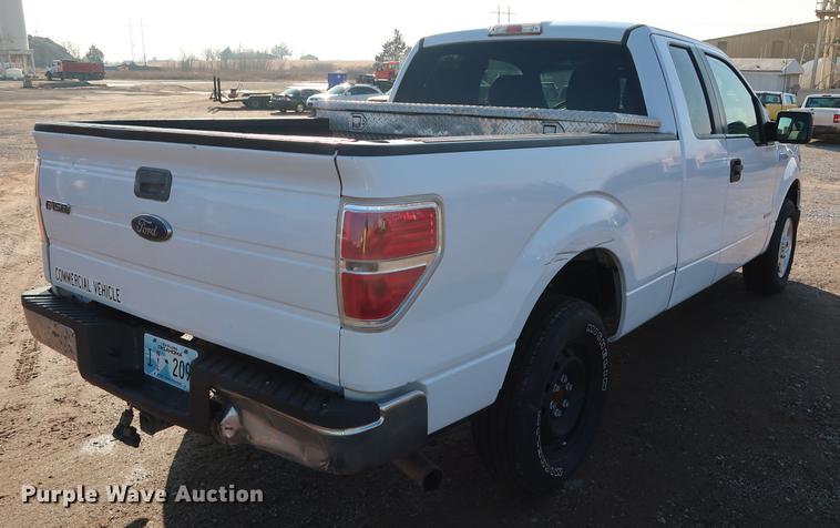 image for item DG3307 2014 Ford F150 XLT SuperCab pickup truck