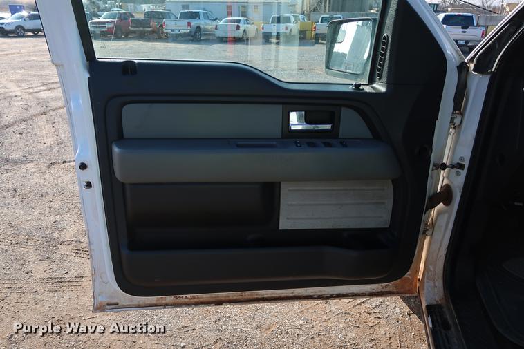 image for item DG3307 2014 Ford F150 XLT SuperCab pickup truck