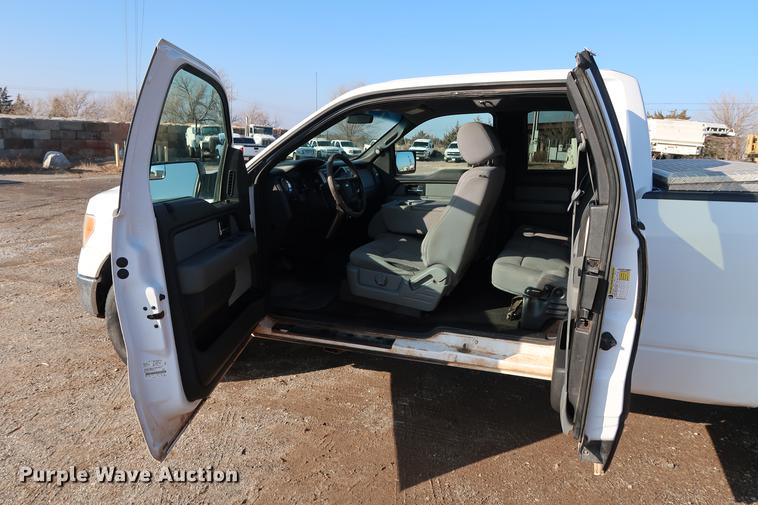 image for item DG3307 2014 Ford F150 XLT SuperCab pickup truck