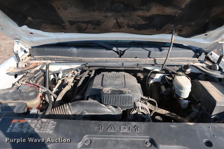 image for item DG3308 2011 Chevrolet Silverado 2500HD LT Z71 Ext. Cab pickup truck