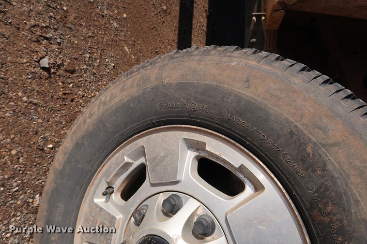 image for item DG3308 2011 Chevrolet Silverado 2500HD LT Z71 Ext. Cab pickup truck