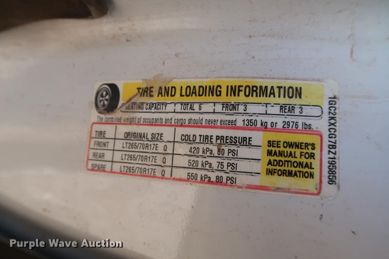 image for item DG3308 2011 Chevrolet Silverado 2500HD LT Z71 Ext. Cab pickup truck