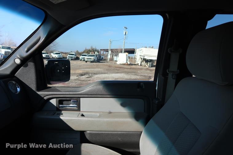 image for item DG3309 2013 Ford F150 XLT SuperCab pickup truck