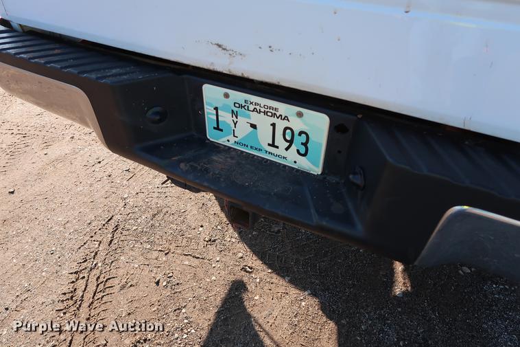 image for item DG3309 2013 Ford F150 XLT SuperCab pickup truck