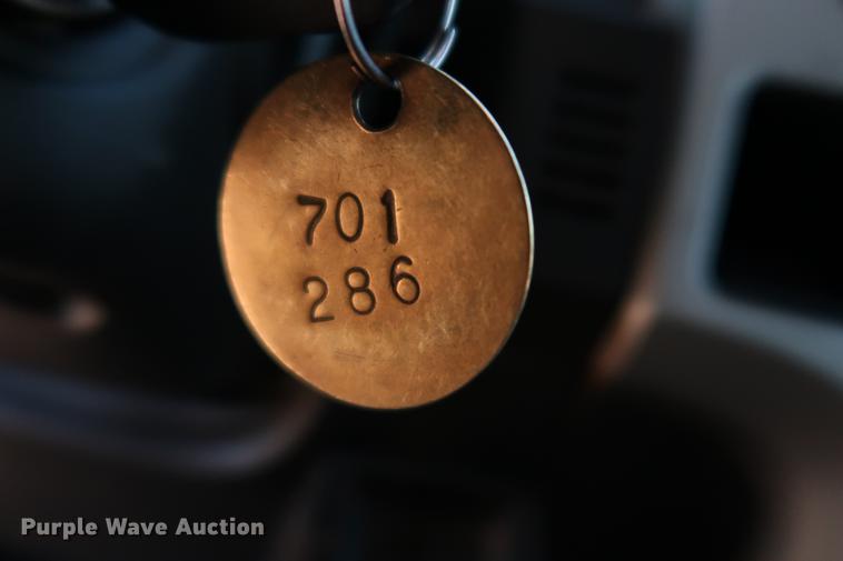 image for item DG3309 2013 Ford F150 XLT SuperCab pickup truck