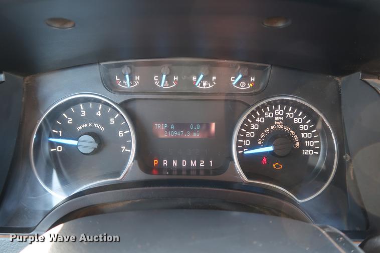 image for item DG3310 2013 Ford F150 XLT SuperCab pickup truck