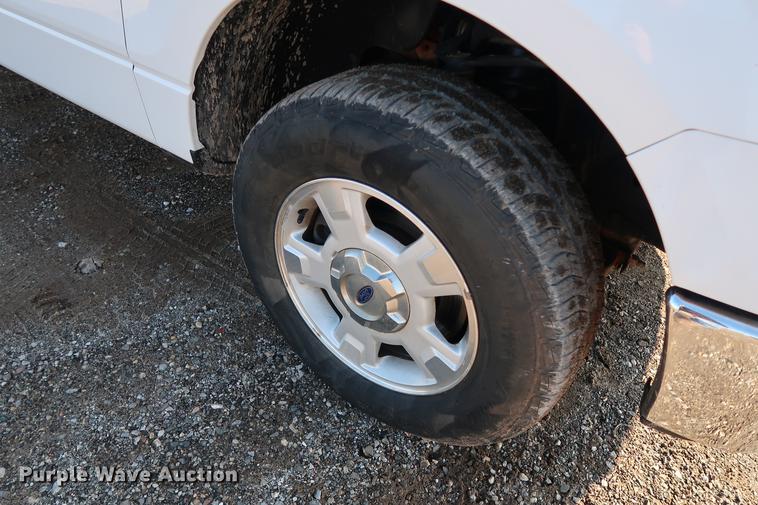 image for item DG3310 2013 Ford F150 XLT SuperCab pickup truck