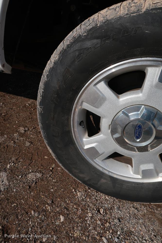 image for item DG3310 2013 Ford F150 XLT SuperCab pickup truck