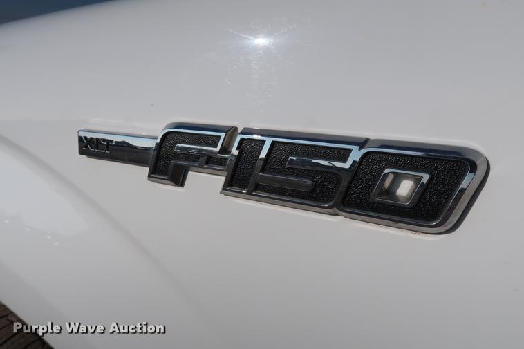 image for item DG3310 2013 Ford F150 XLT SuperCab pickup truck