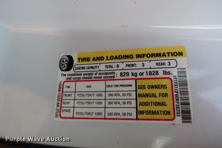 image for item DG3310 2013 Ford F150 XLT SuperCab pickup truck