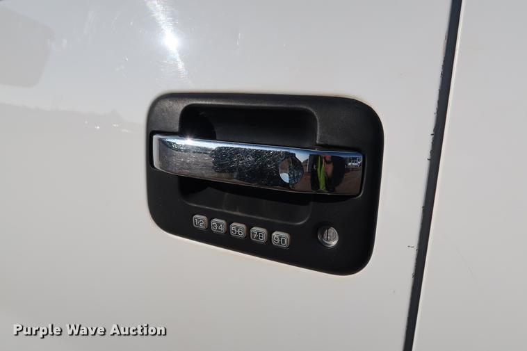 image for item DG3312 2013 Ford F150 XLT Oklahoma Edition SuperCrew pickup truck