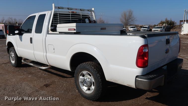 image for item DG3313 2012 Ford F250 Super Duty XLT SuperCab pickup truck