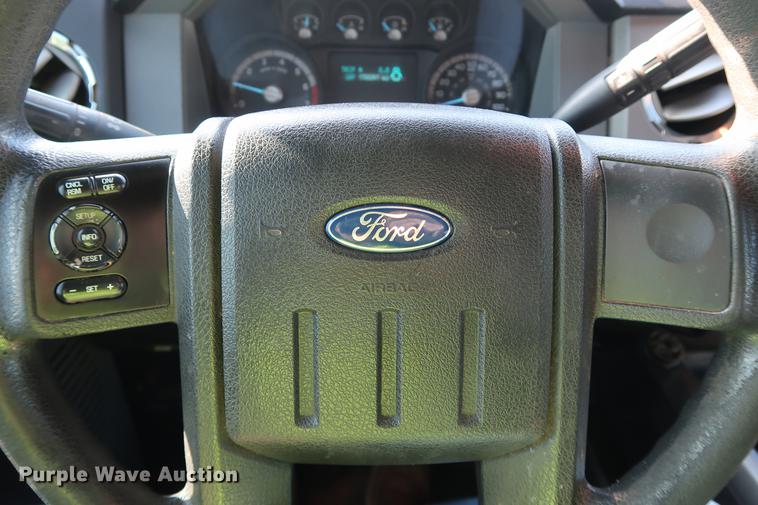image for item DG3313 2012 Ford F250 Super Duty XLT SuperCab pickup truck