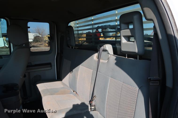 image for item DG3313 2012 Ford F250 Super Duty XLT SuperCab pickup truck