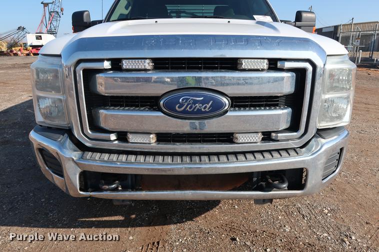 image for item DG3313 2012 Ford F250 Super Duty XLT SuperCab pickup truck