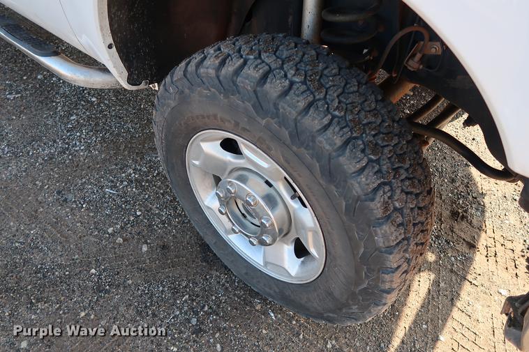 image for item DG3313 2012 Ford F250 Super Duty XLT SuperCab pickup truck