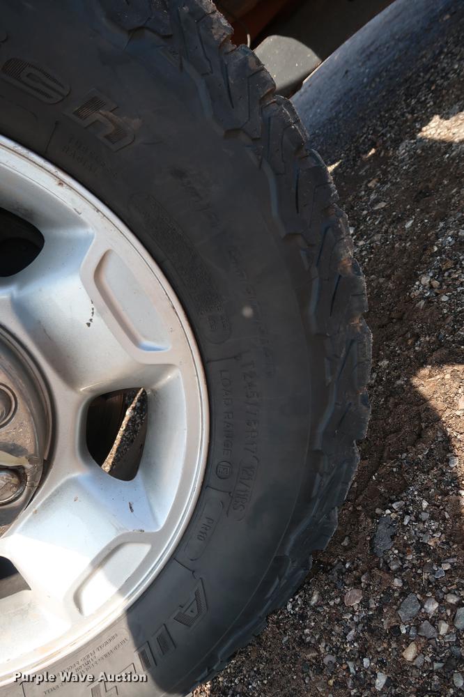 image for item DG3313 2012 Ford F250 Super Duty XLT SuperCab pickup truck