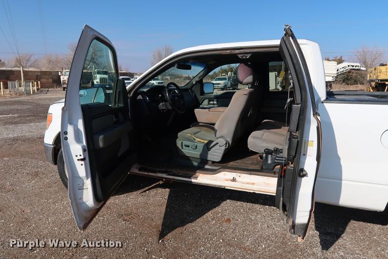 image for item DG3316 2012 Ford F150 XLT SuperCab pickup truck