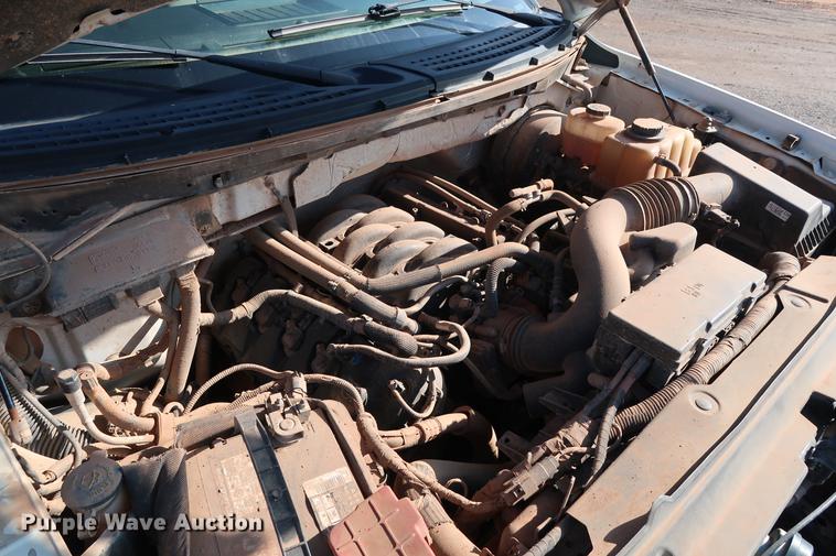 image for item DG3316 2012 Ford F150 XLT SuperCab pickup truck