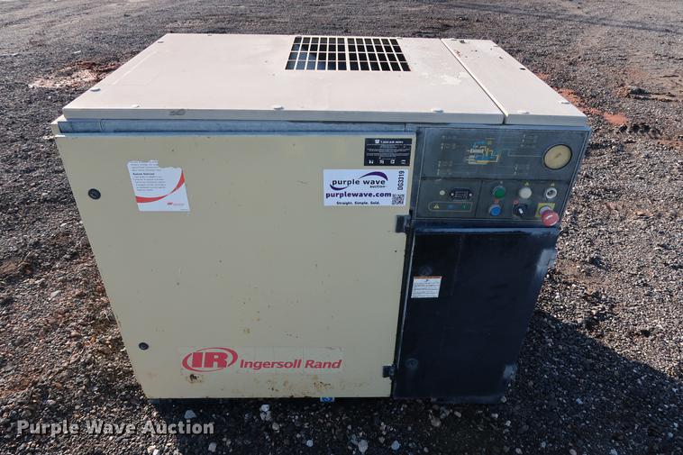 image for item DG3319 Ingersoll Rand SSR-UP6-30-125 rotary screw air compressor