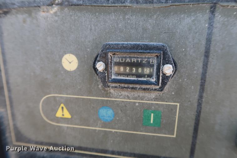 image for item DG3319 Ingersoll Rand SSR-UP6-30-125 rotary screw air compressor