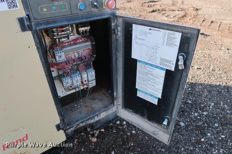 image for item DG3319 Ingersoll Rand SSR-UP6-30-125 rotary screw air compressor