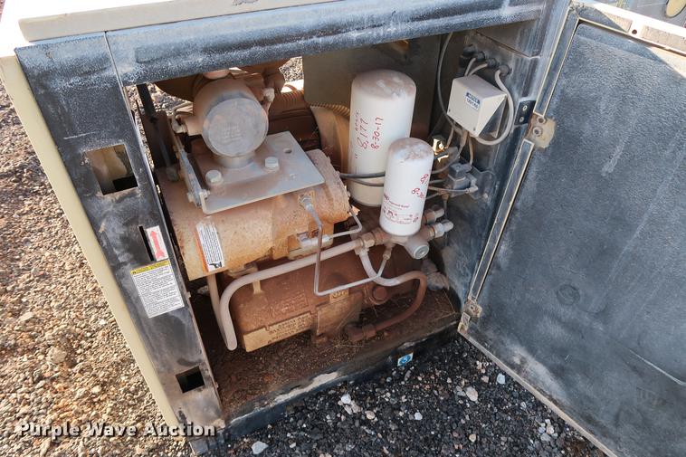 image for item DG3319 Ingersoll Rand SSR-UP6-30-125 rotary screw air compressor