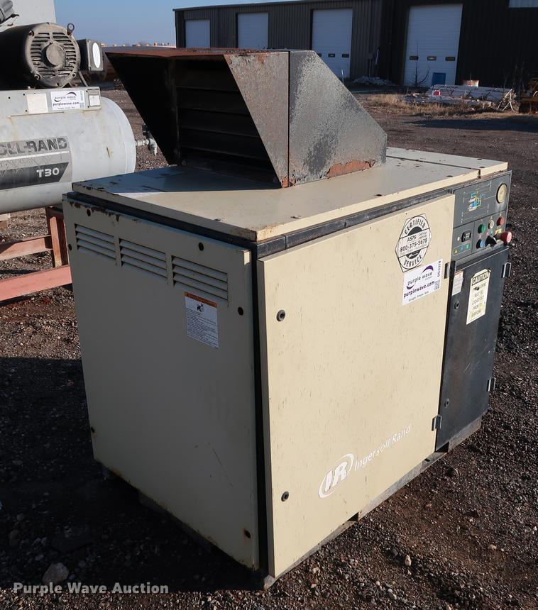 image for item DG3320 Ingersoll Rand SSR-UP6-30-125 rotary screw air compressor