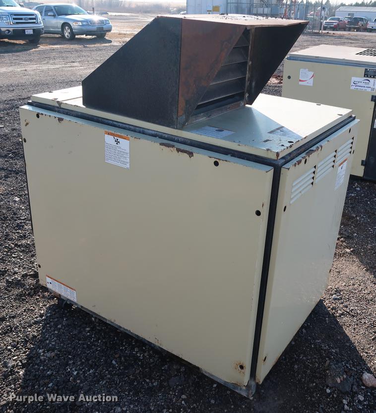 image for item DG3320 Ingersoll Rand SSR-UP6-30-125 rotary screw air compressor