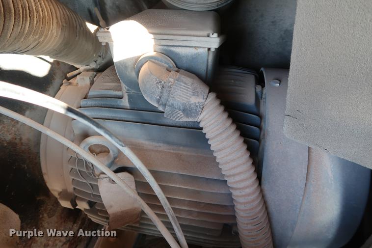 image for item DG3320 Ingersoll Rand SSR-UP6-30-125 rotary screw air compressor