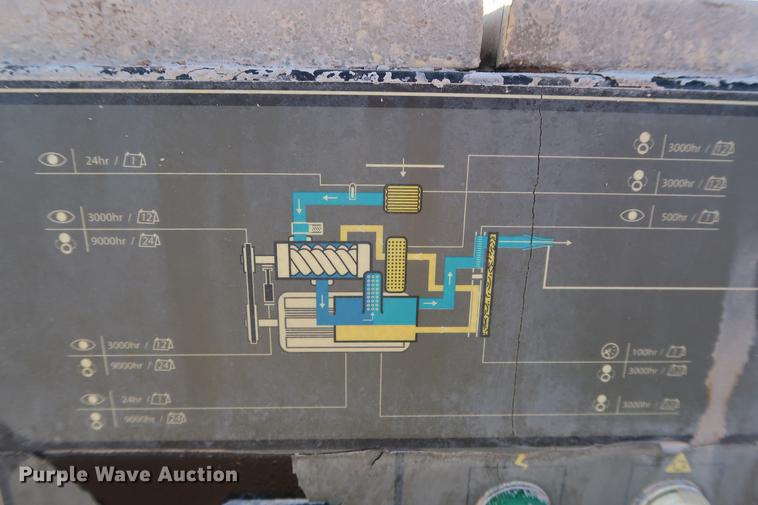 image for item DG3321 Ingersoll Rand SSR-UP6-30-125 rotary screw air compressor
