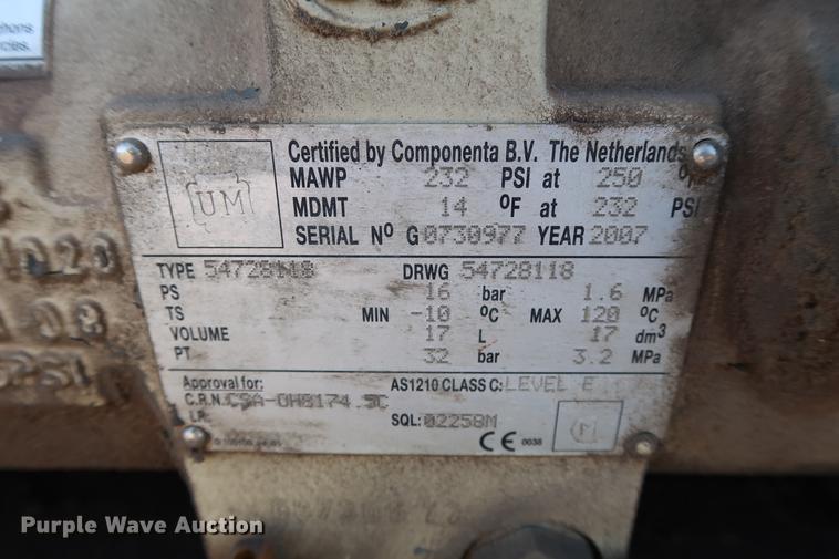 image for item DG3321 Ingersoll Rand SSR-UP6-30-125 rotary screw air compressor