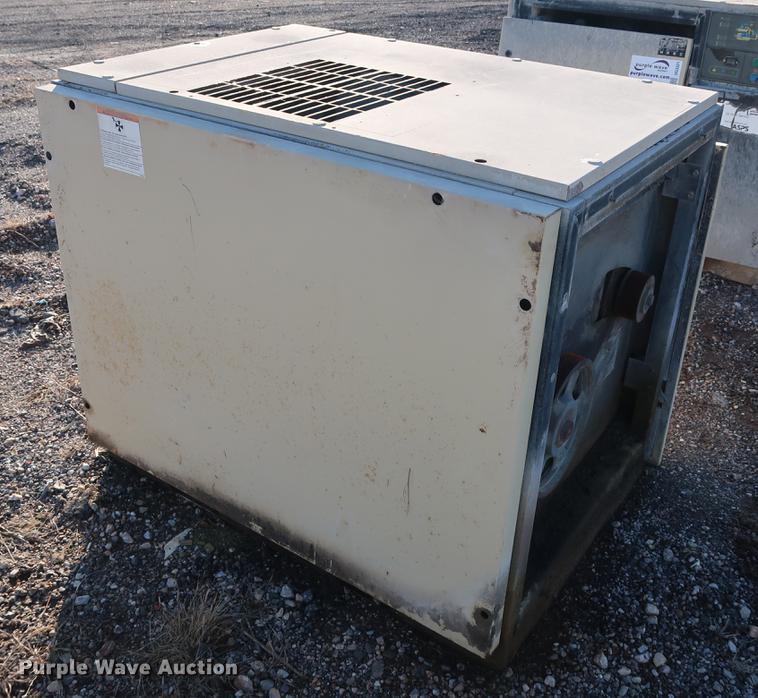 image for item DG3322 Ingersoll Rand SSR-UP6-30-125 rotary screw air compressor