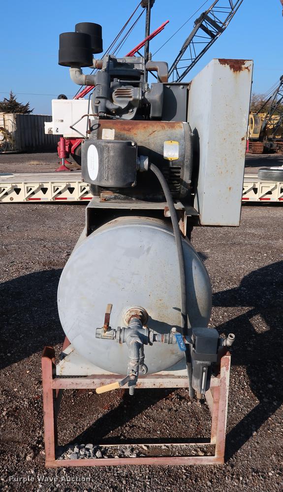 image for item DG3323 Ingersoll Rand 3000 air compressor