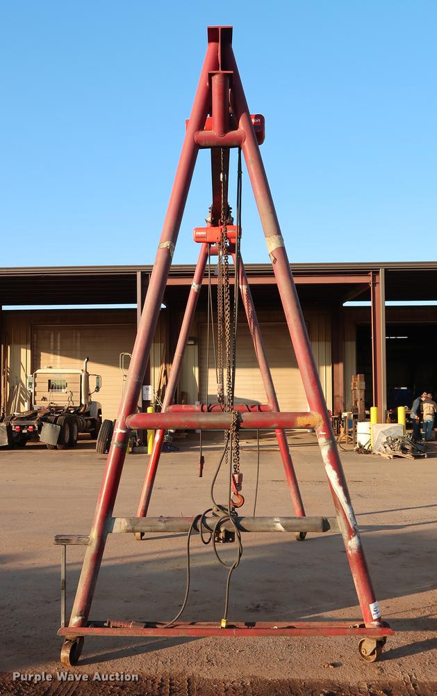 image for item DG3325 A-frame overhead crane hoist
