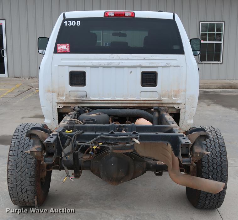 image for item DG3332 2012 Dodge Ram 2500 Crew Cab pickup truck cab and chassis